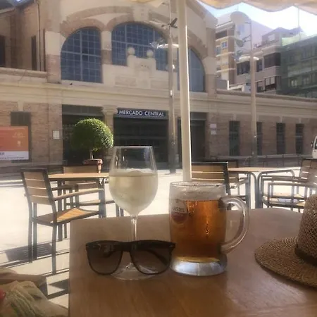 Casa Rie - In The Heart Of Alicante City, Next The The 'Mercado' Exterior photo