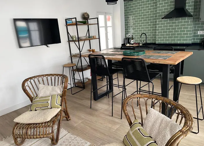Casa Rie - In The Heart Of Alicante City, Next The The \'Mercado\'